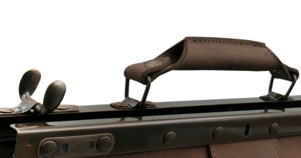 Arzttasche PETTENKOFER aus Old-Antik Leder Arzttasche PETTENKOFER aus Old-Antik Leder